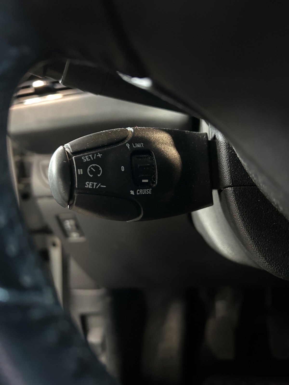 Peugeot 208 - 12