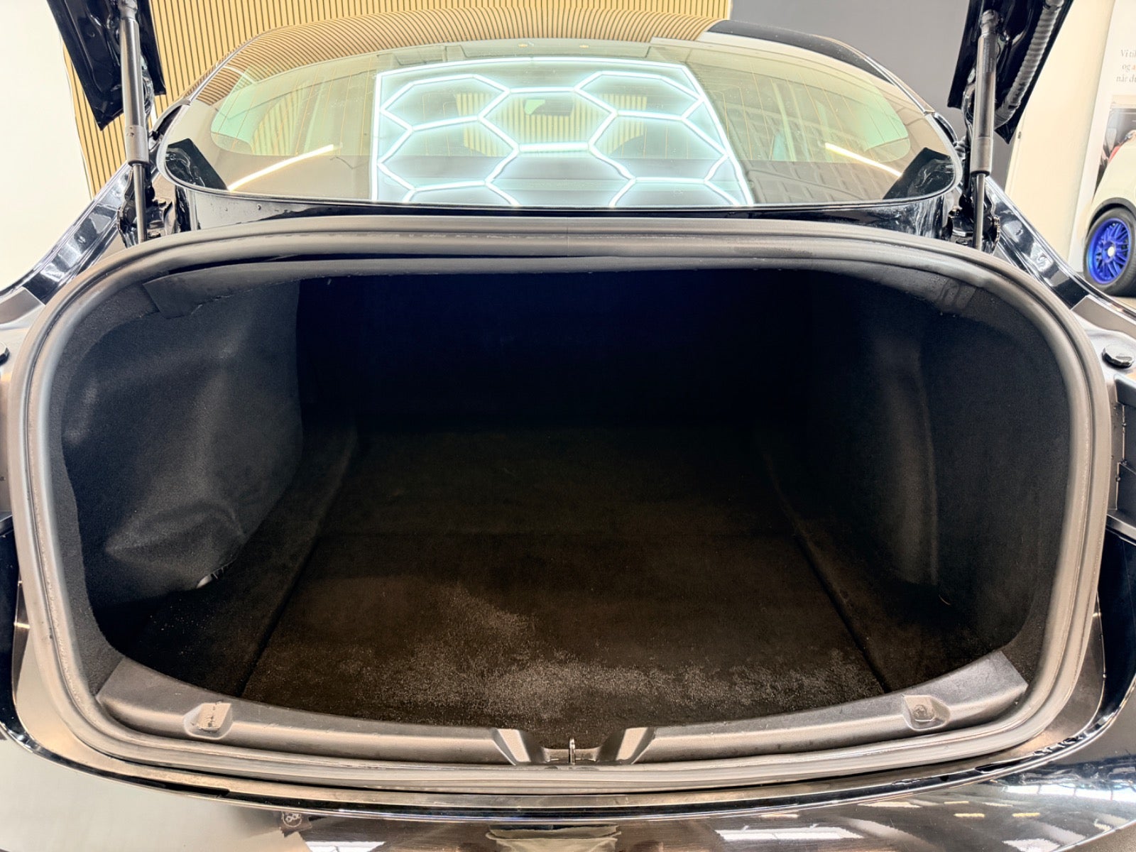 Tesla Model 3 - Billede 17