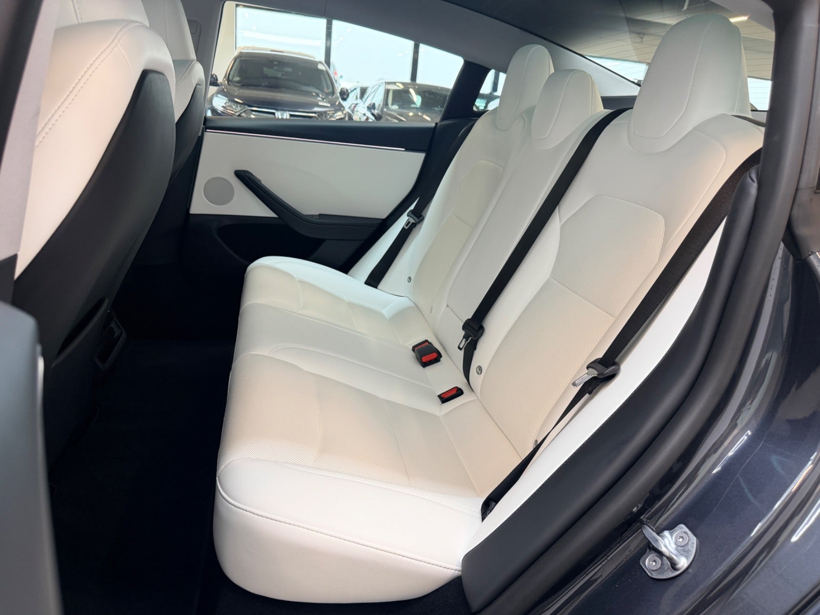 Tesla Model 3 - Billede 17