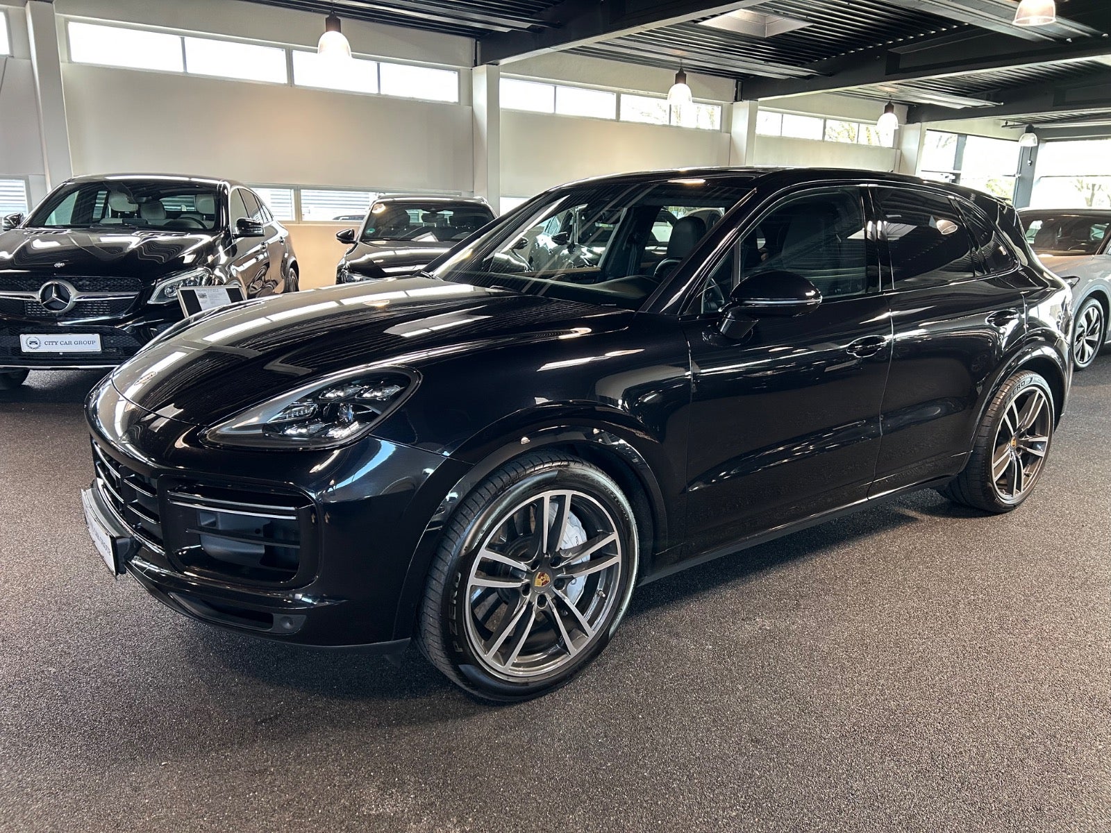 Porsche Cayenne Turbo - 2