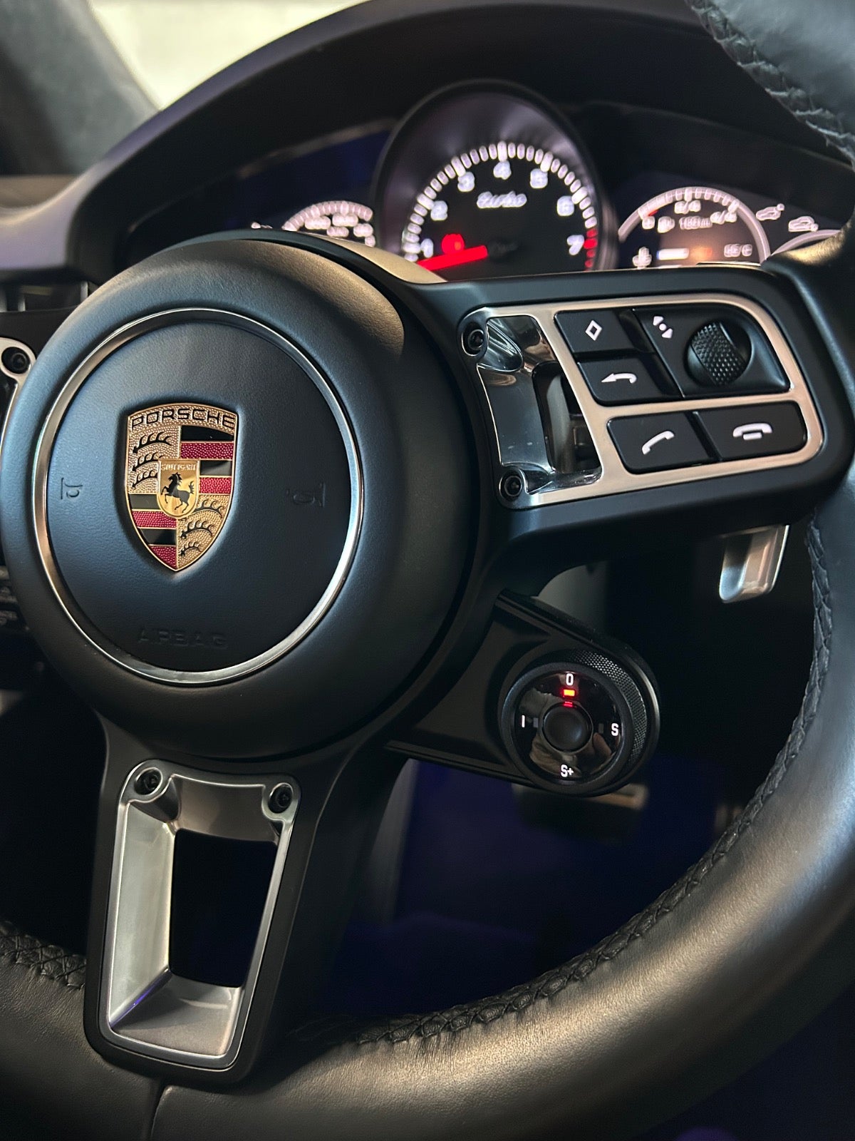 Porsche Cayenne Turbo - 17