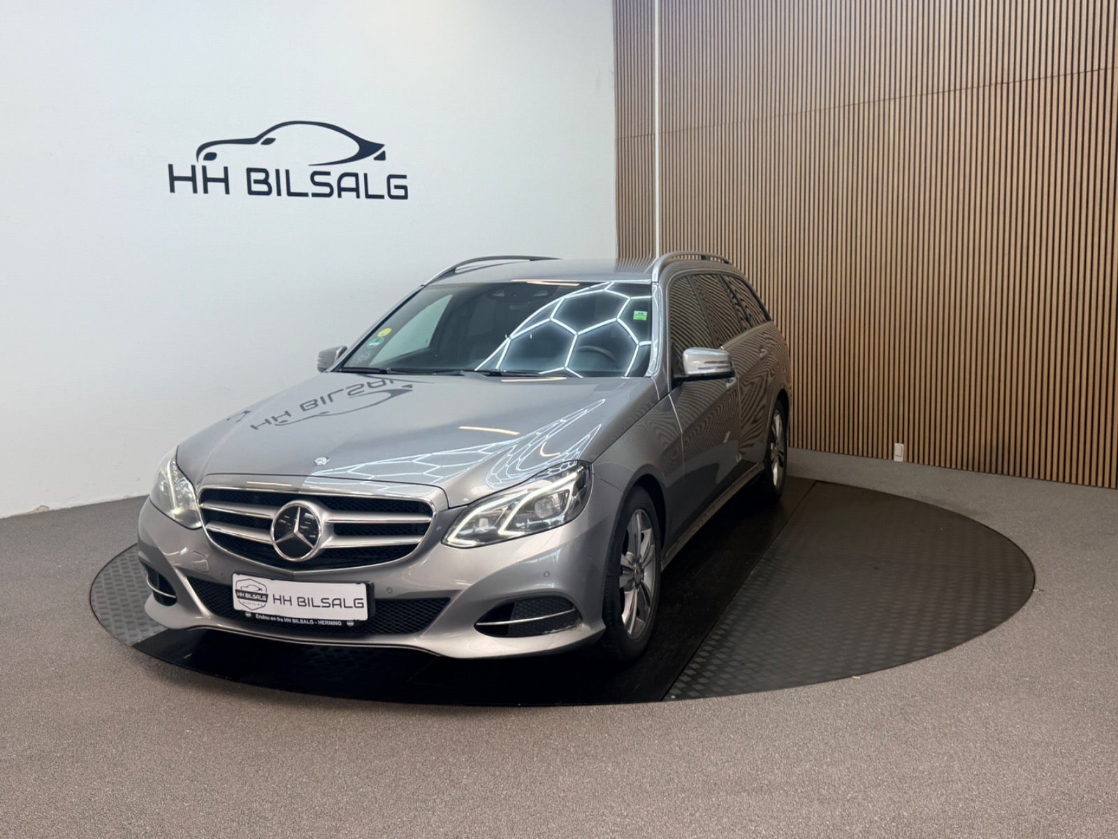 Billede af Mercedes, E300