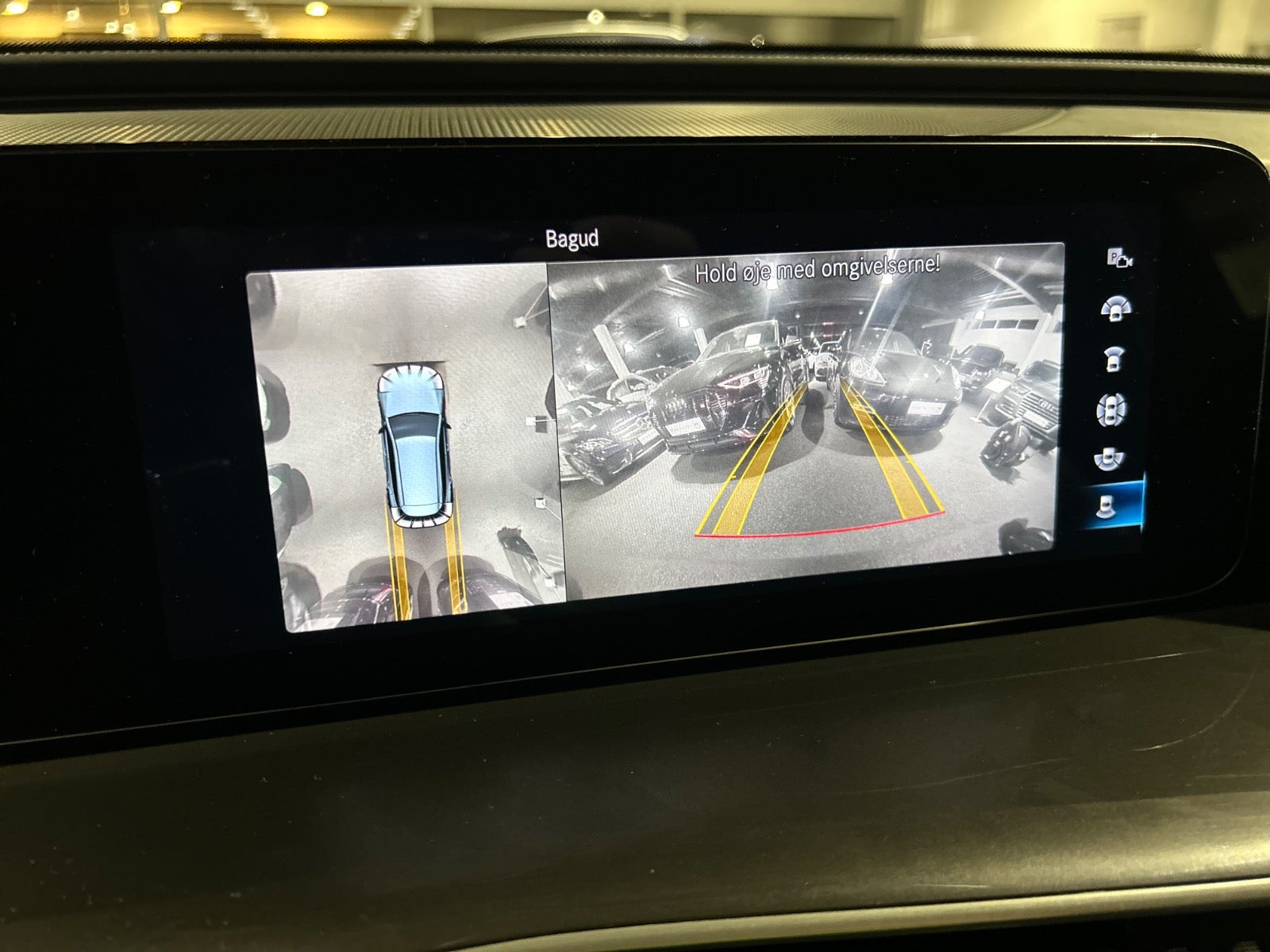 Mercedes EQC400 - 13