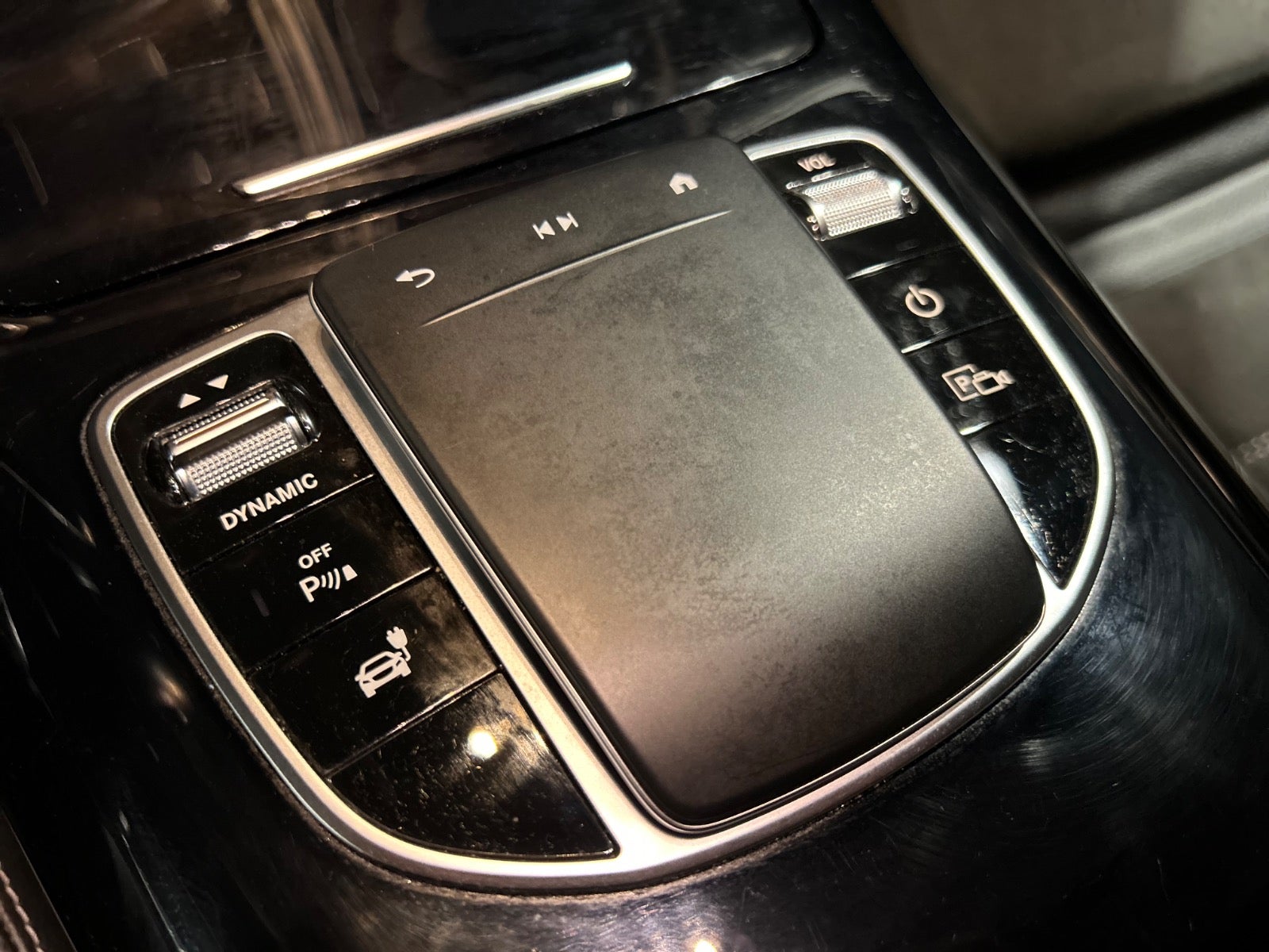 Mercedes EQC400 - 14