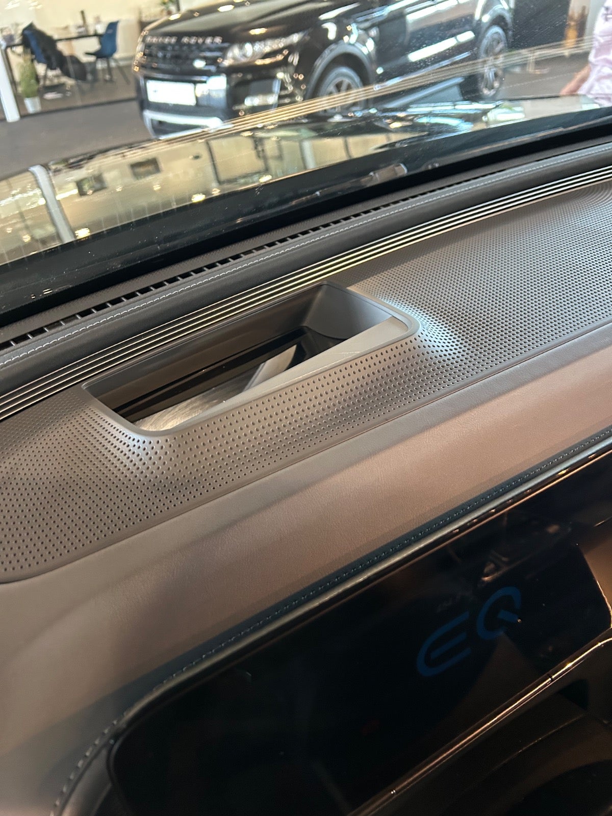 Mercedes EQC400 - 15