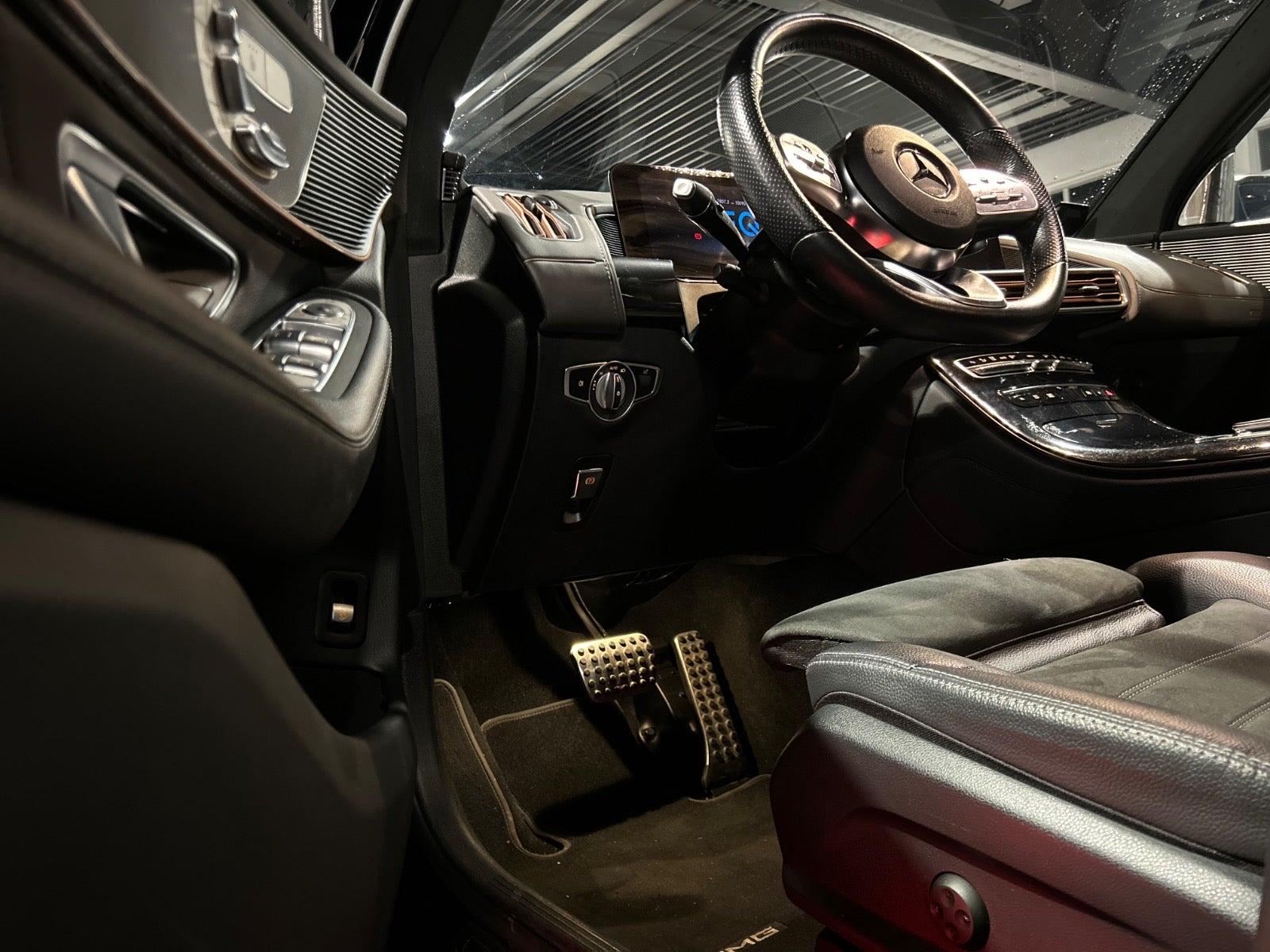 Mercedes EQC400 - 10