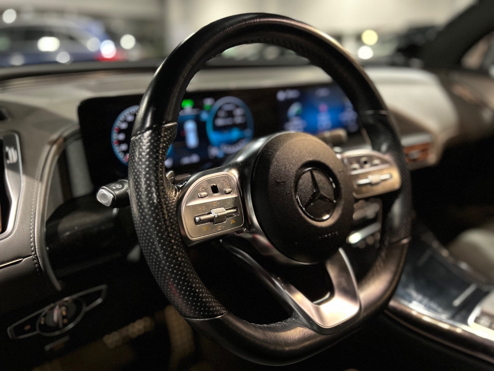 Mercedes EQC400 - 11
