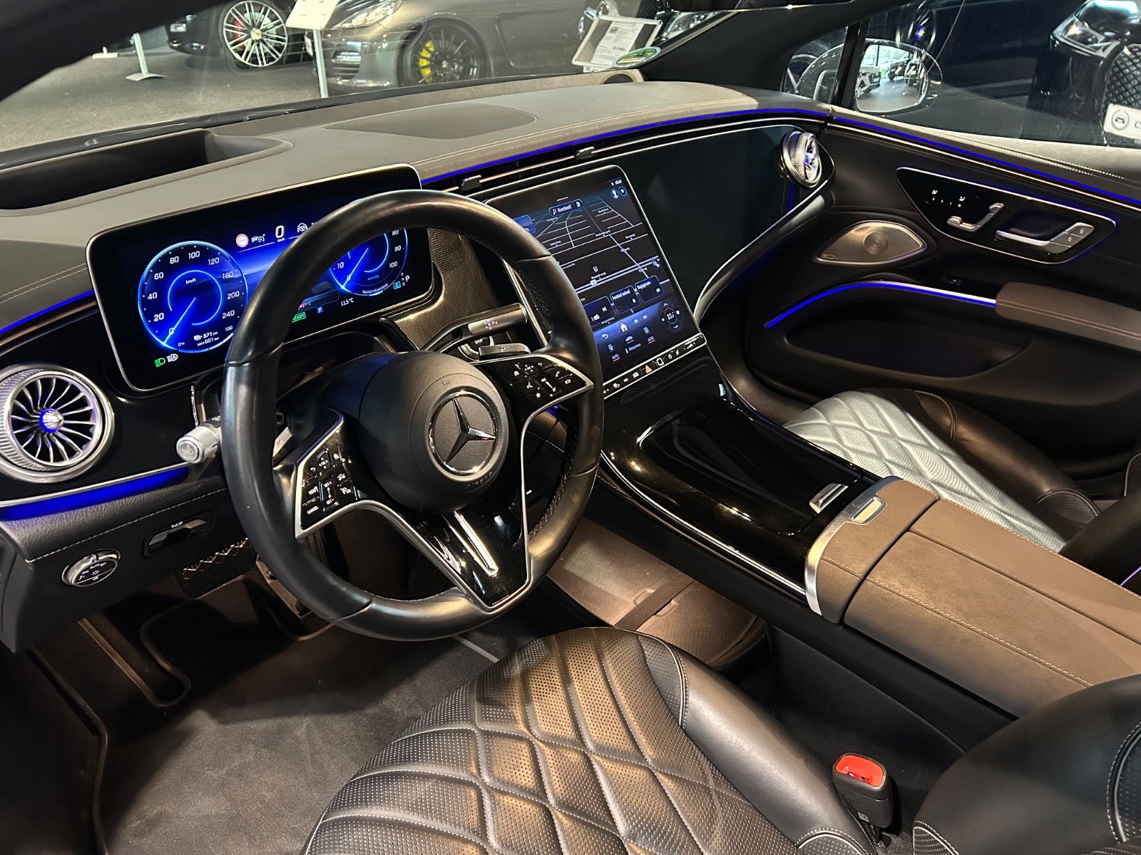Mercedes EQS450+ - 8