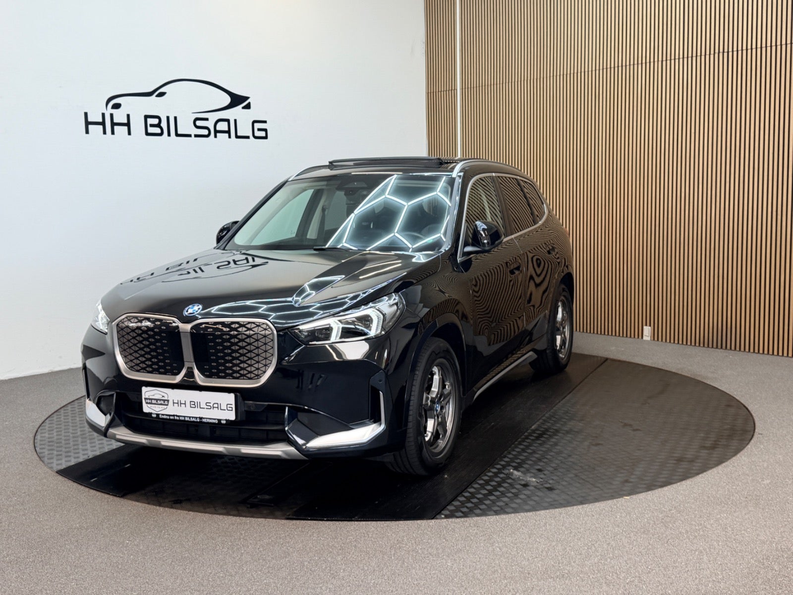 Billede af BMW iX1