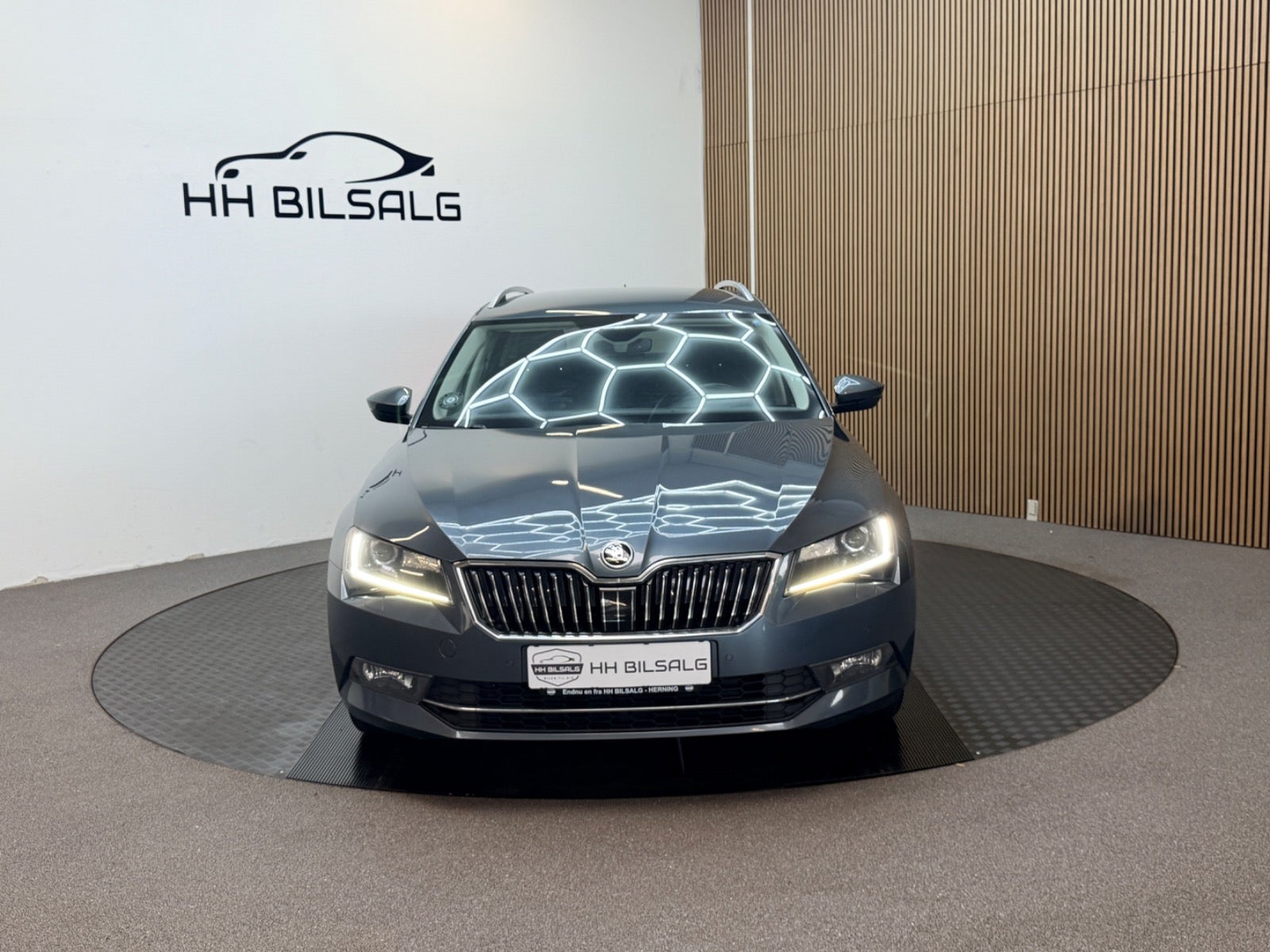 Skoda Superb - Billede 2