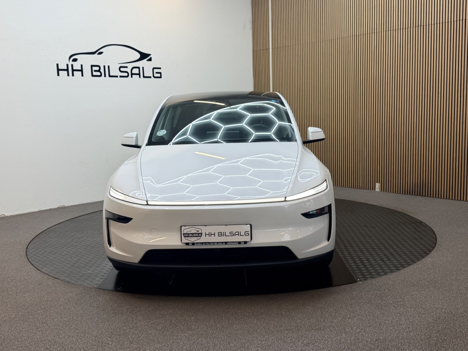 Tesla Model Y - Billede 2