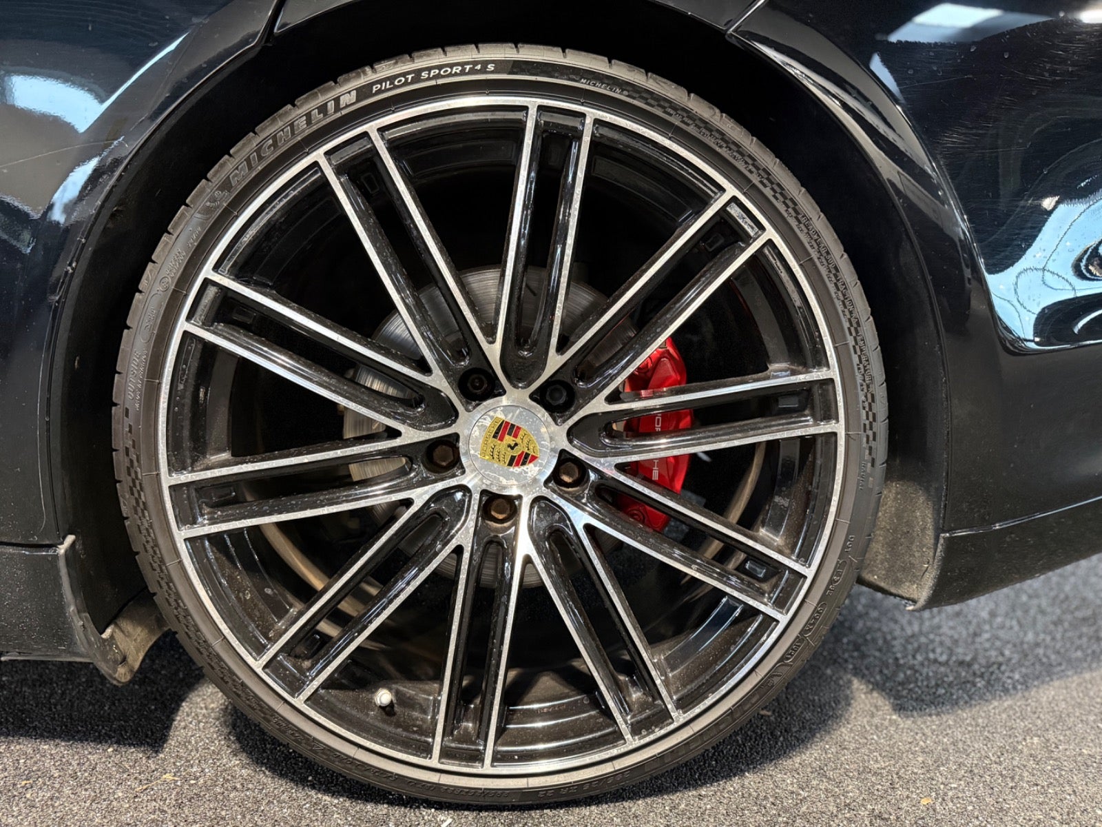 Porsche Panamera Turbo - 18