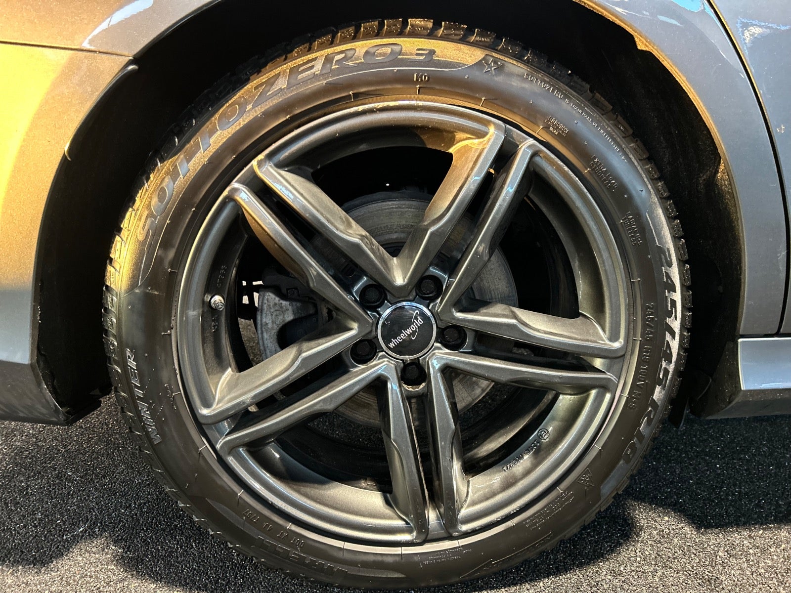 Mercedes E220 d - Billede 8