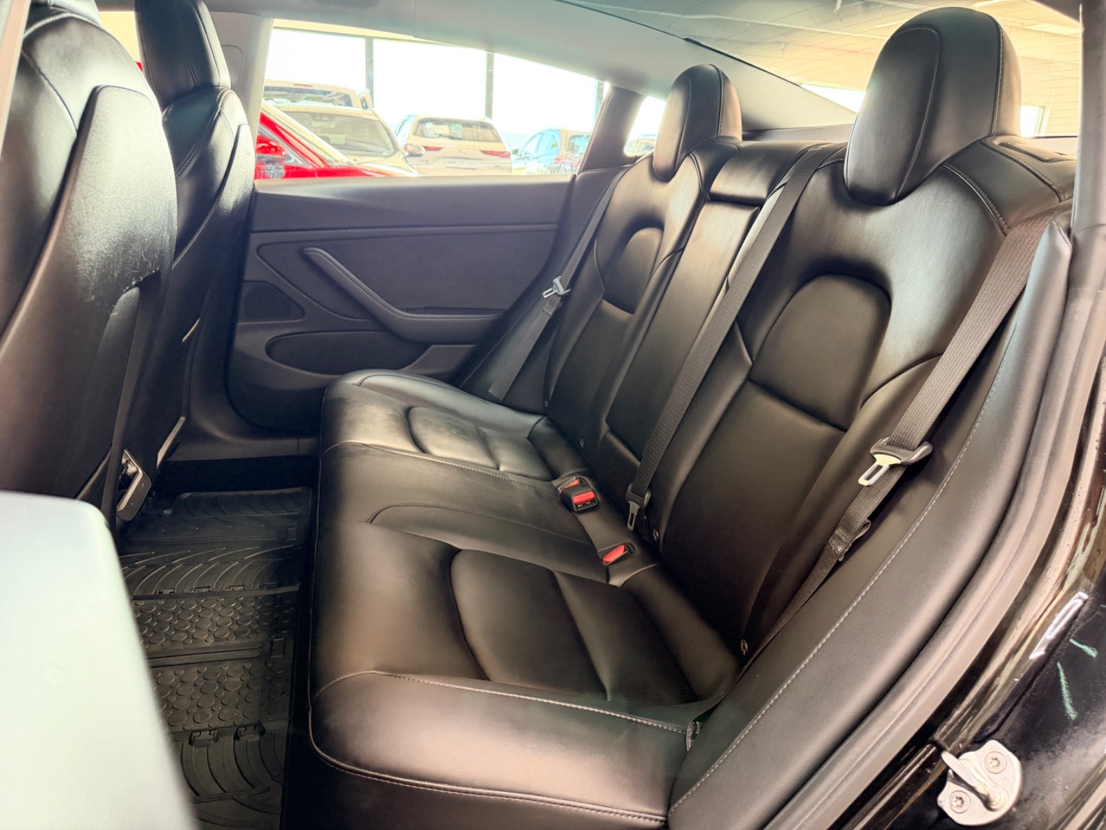 Tesla Model 3 - Billede 17