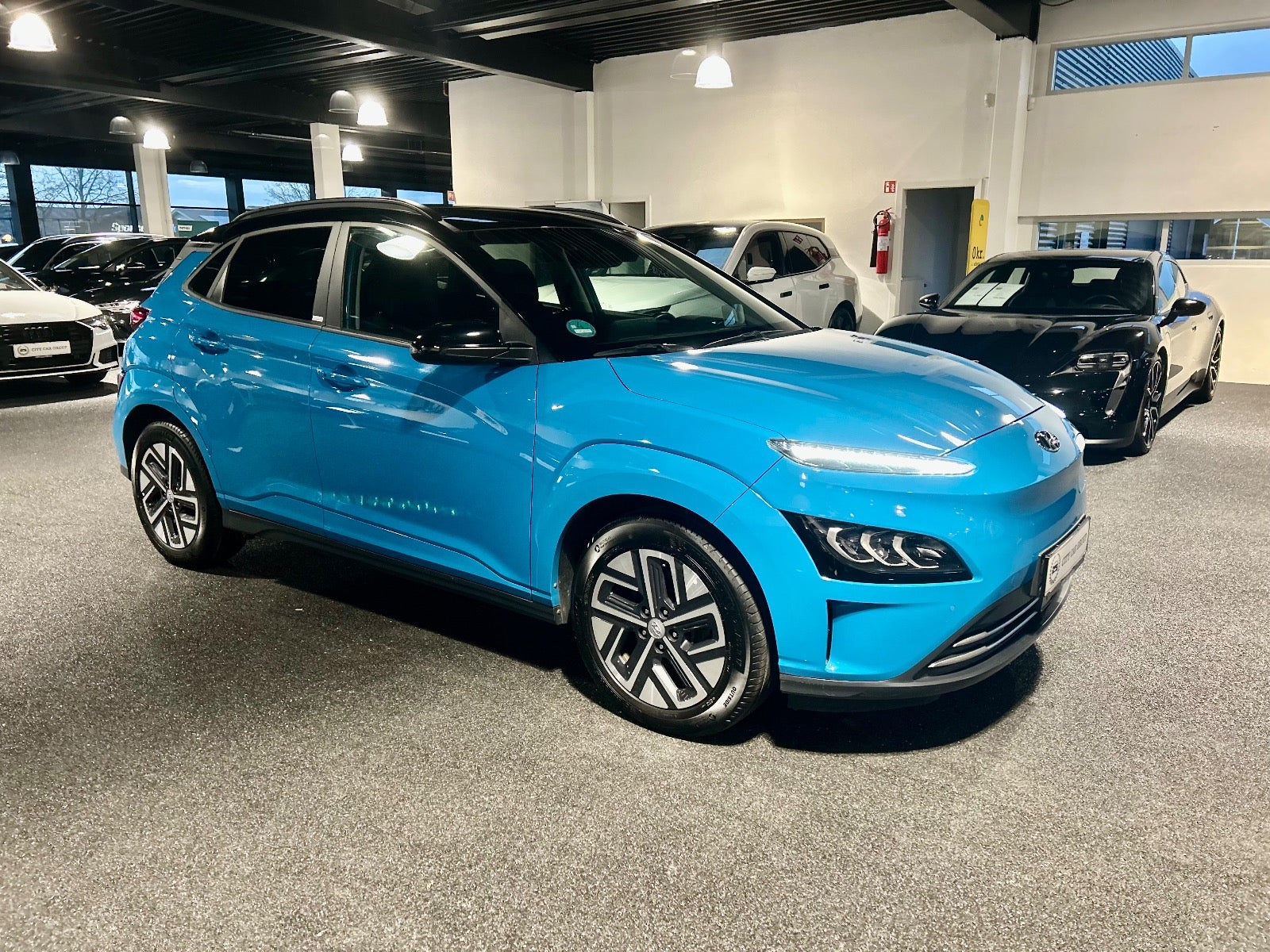 Hyundai Kona - 4