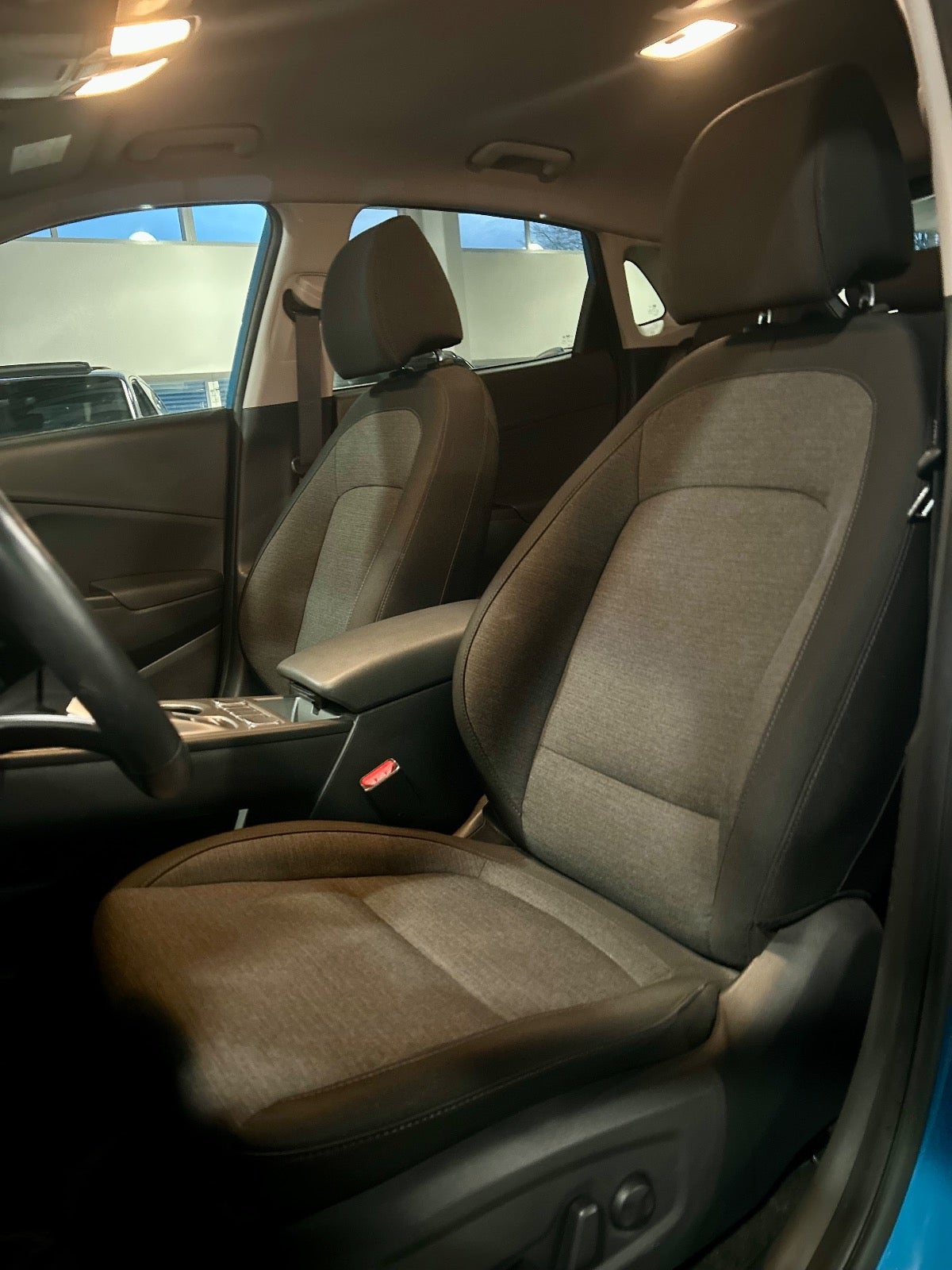 Hyundai Kona - 11