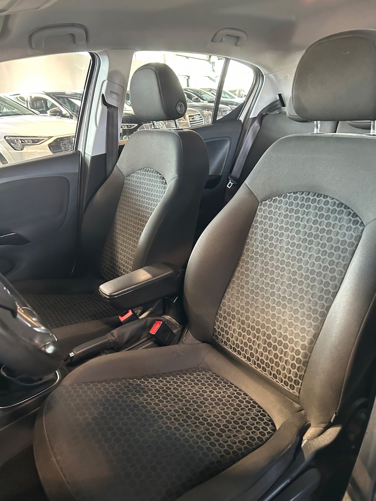 Opel Corsa - 8