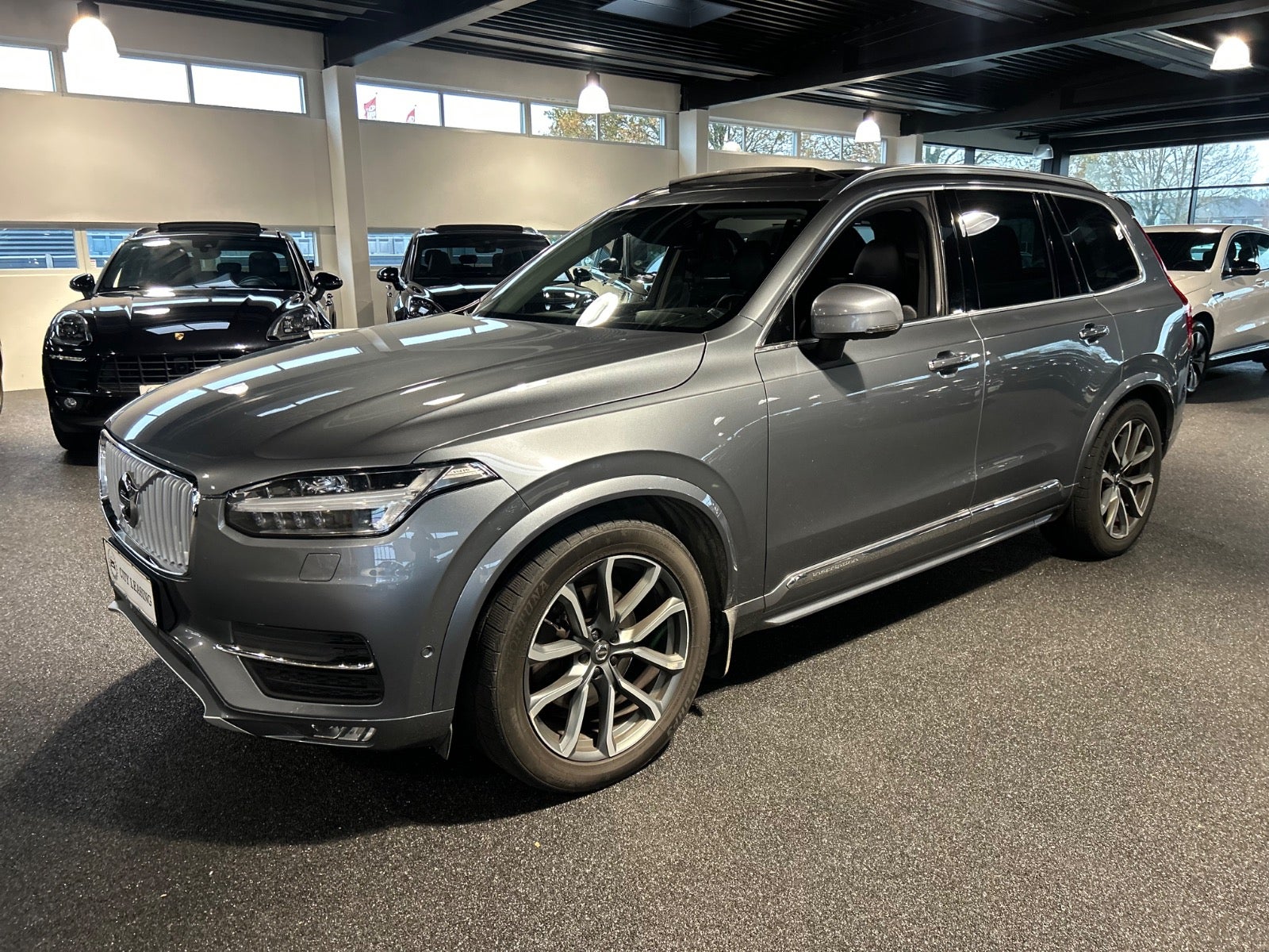 Volvo XC90 - 2