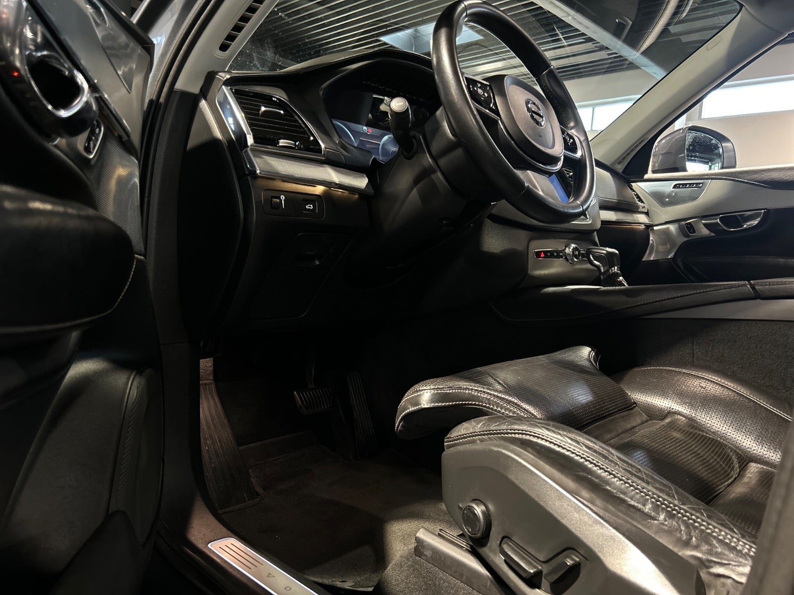 Volvo XC90 - 10