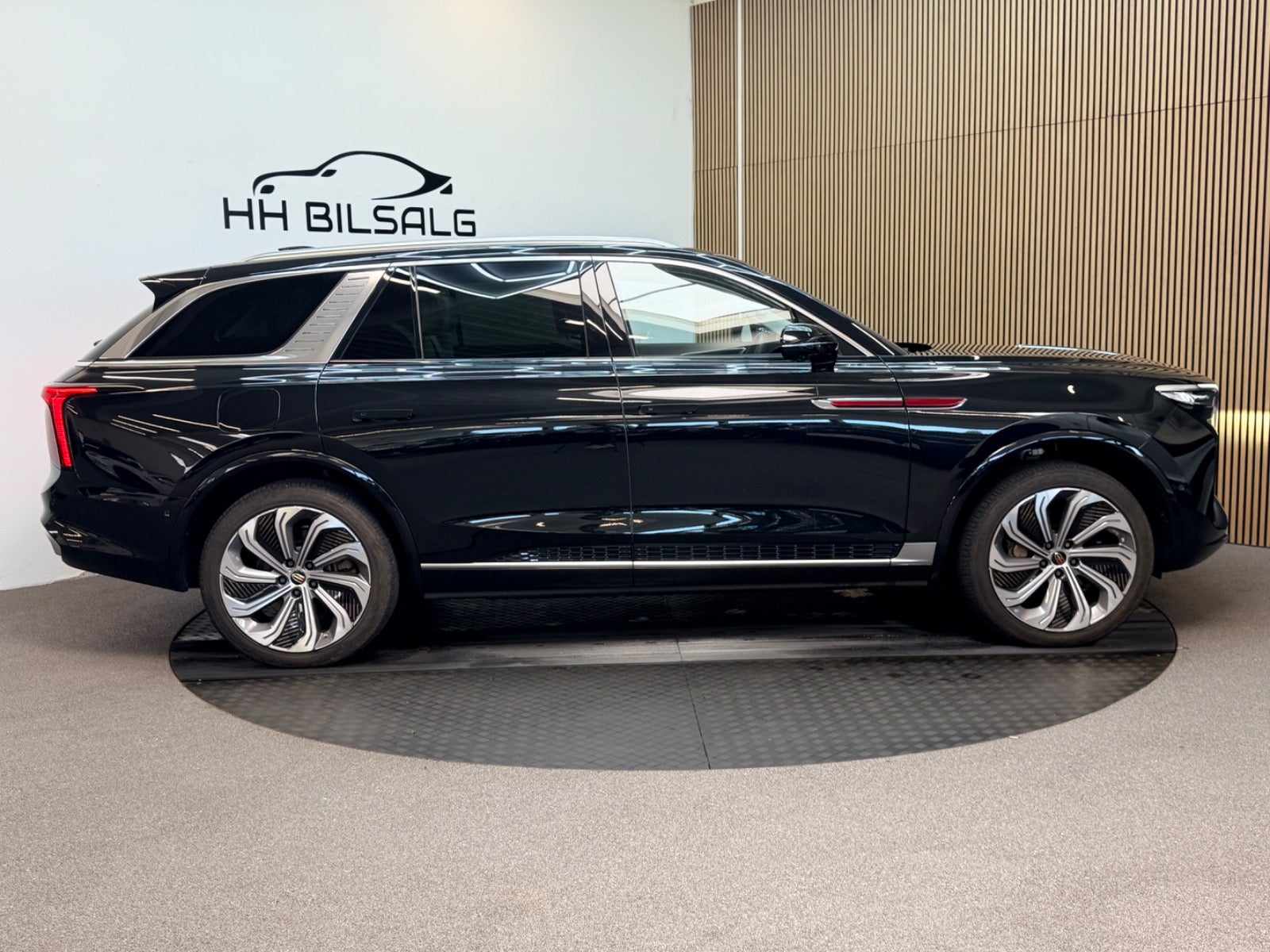 Hongqi E-HS9 - Billede 4