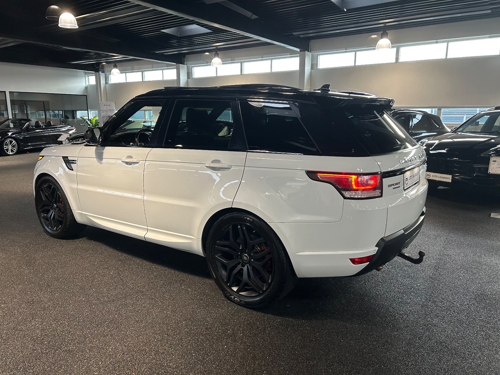 Land Rover Range Rover Sport - 8