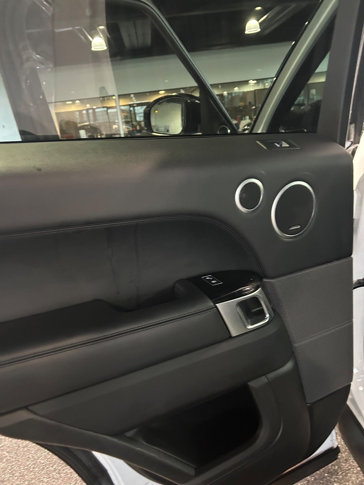 Land Rover Range Rover Sport - 17
