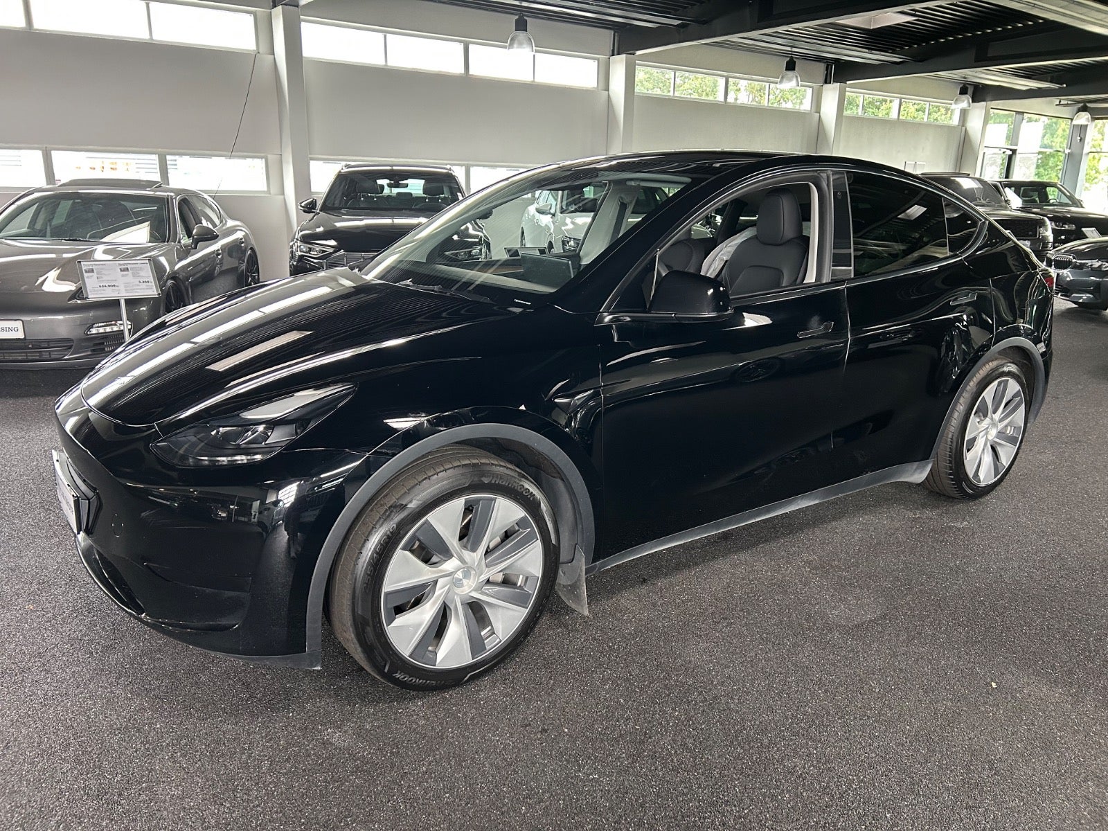 Tesla Model Y - Billede 2