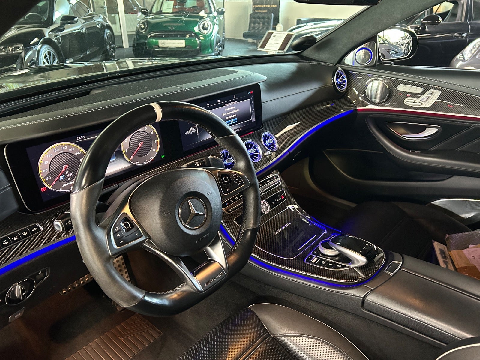 Mercedes E63 - Billede 9
