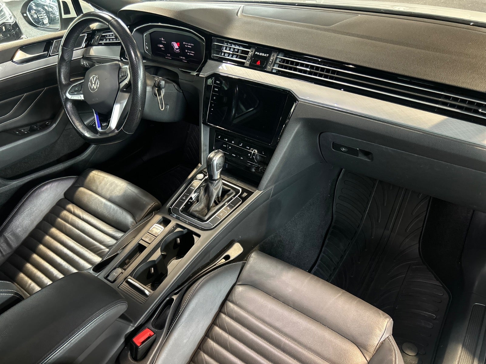 VW Passat - 8