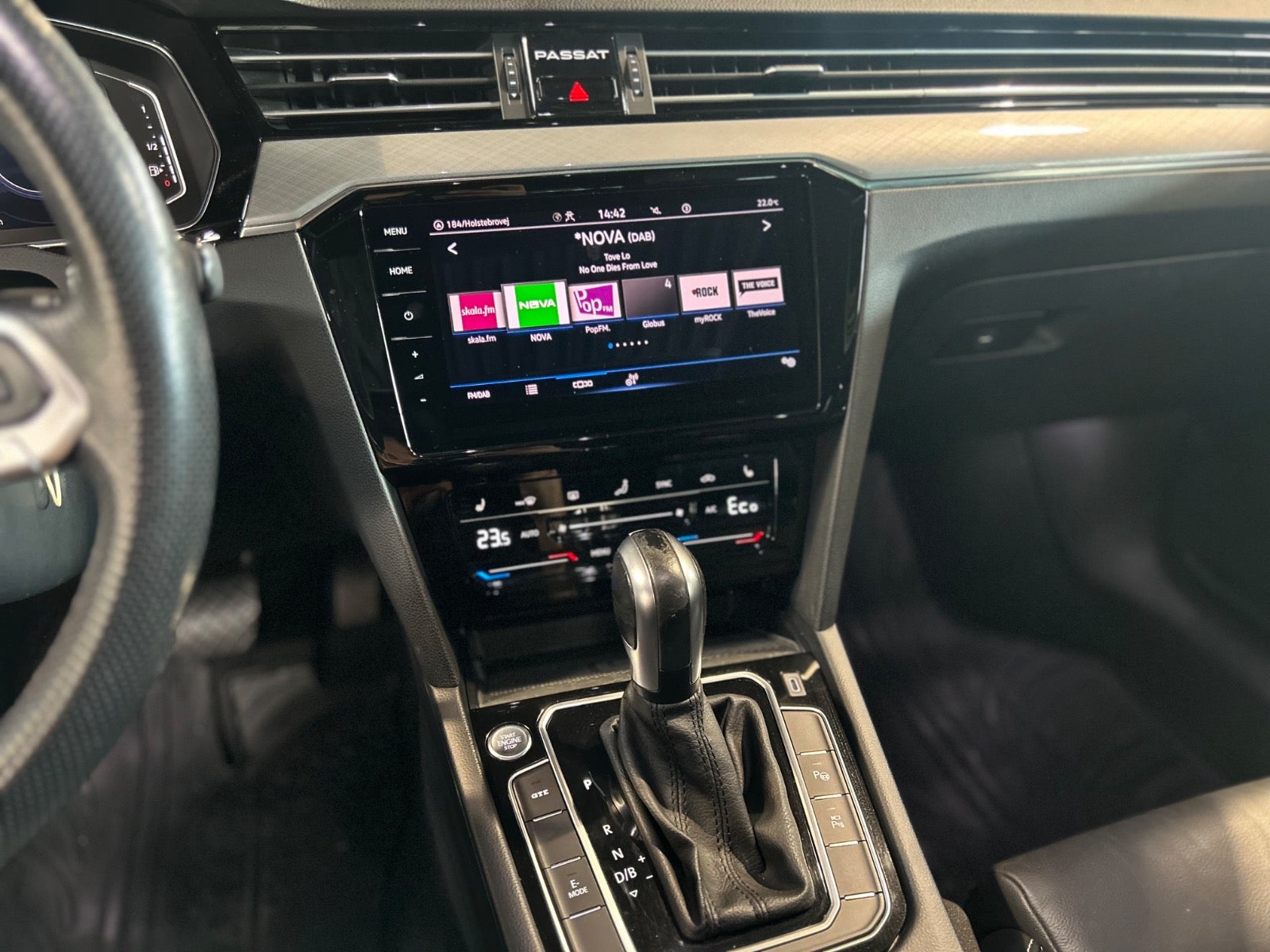 VW Passat - 12