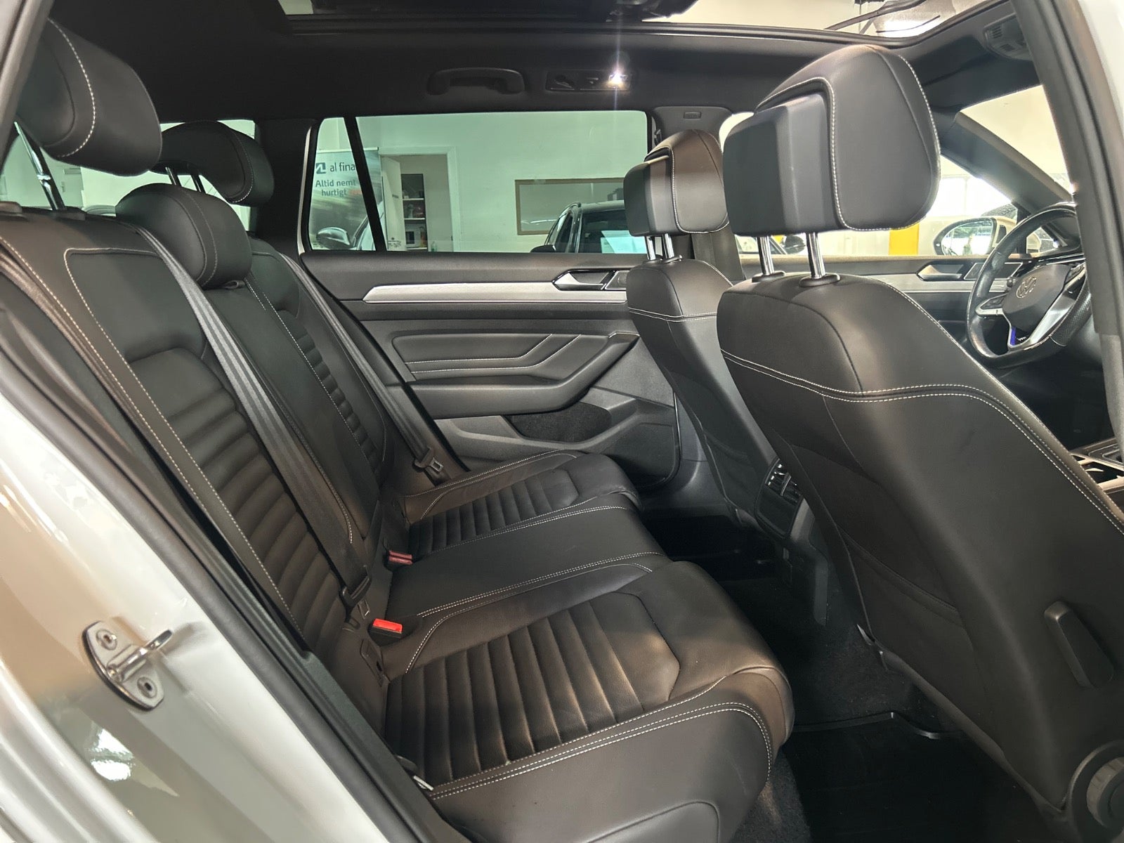 VW Passat - 18