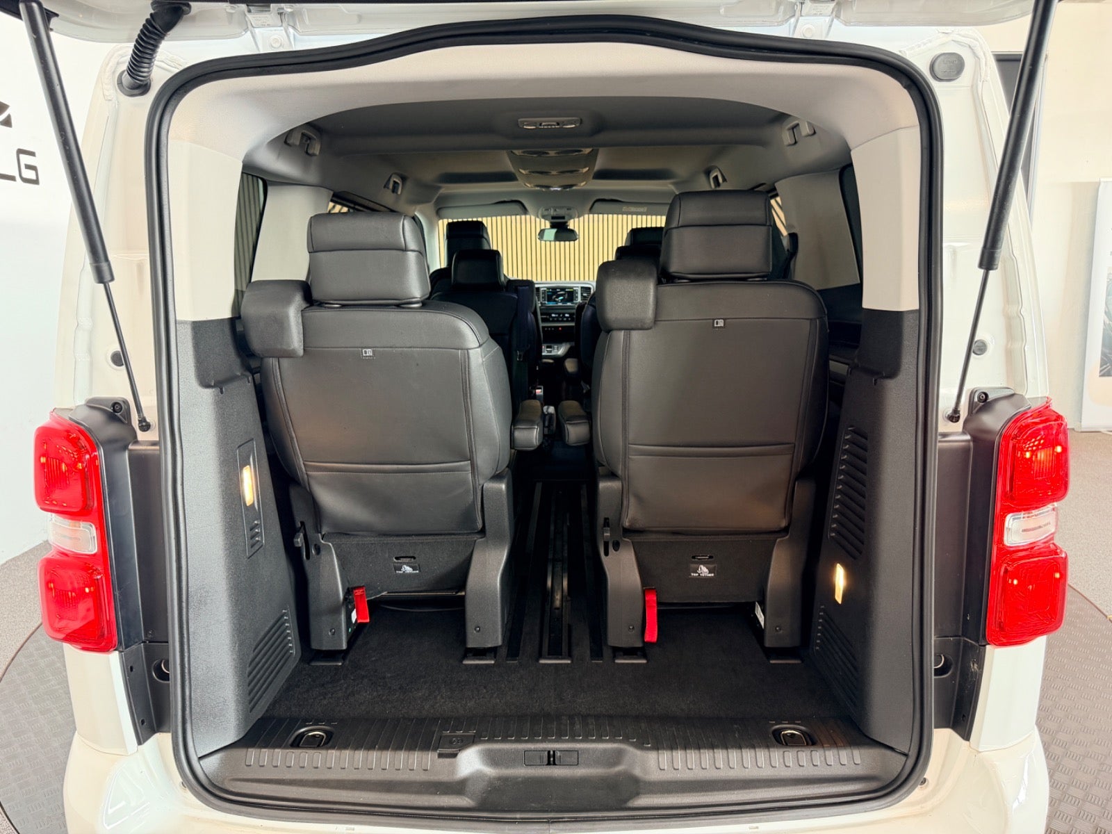 Peugeot e-Traveller - Billede 18
