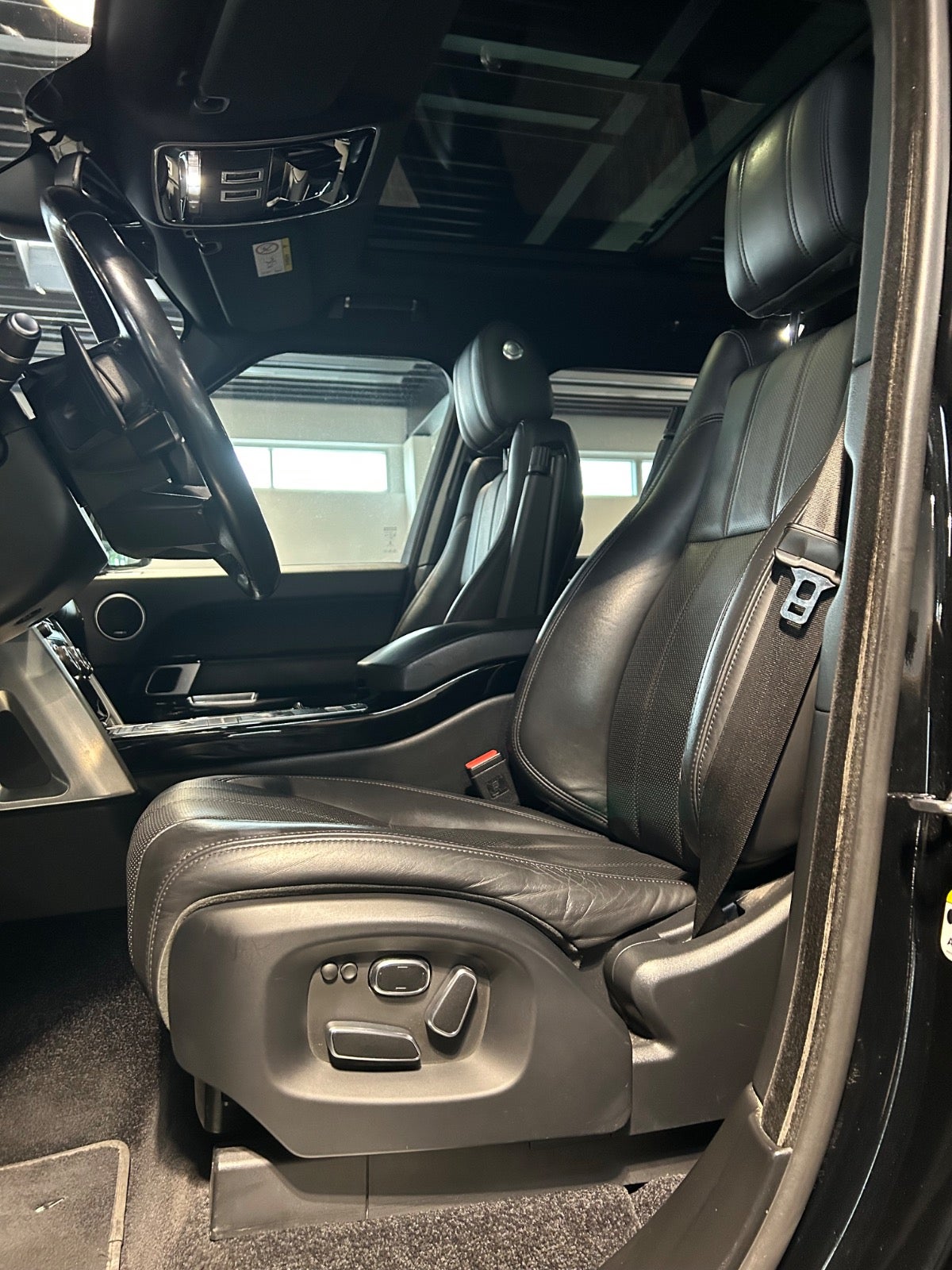 Land Rover Range Rover - 10