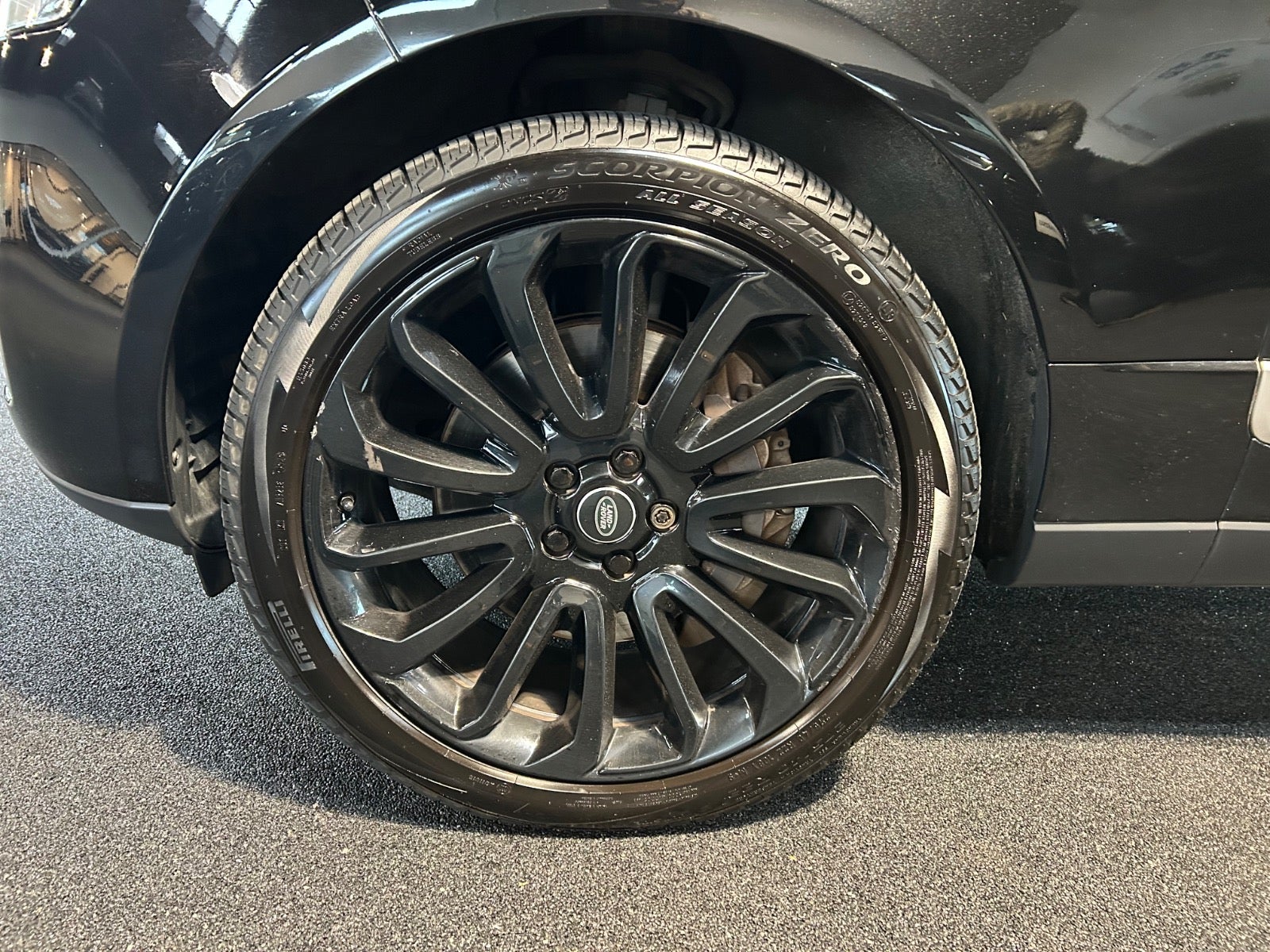 Land Rover Range Rover - 17