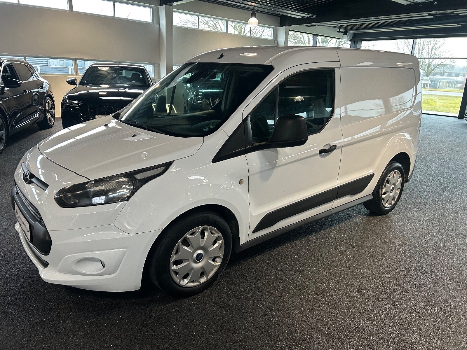 Ford Transit Connect - 2