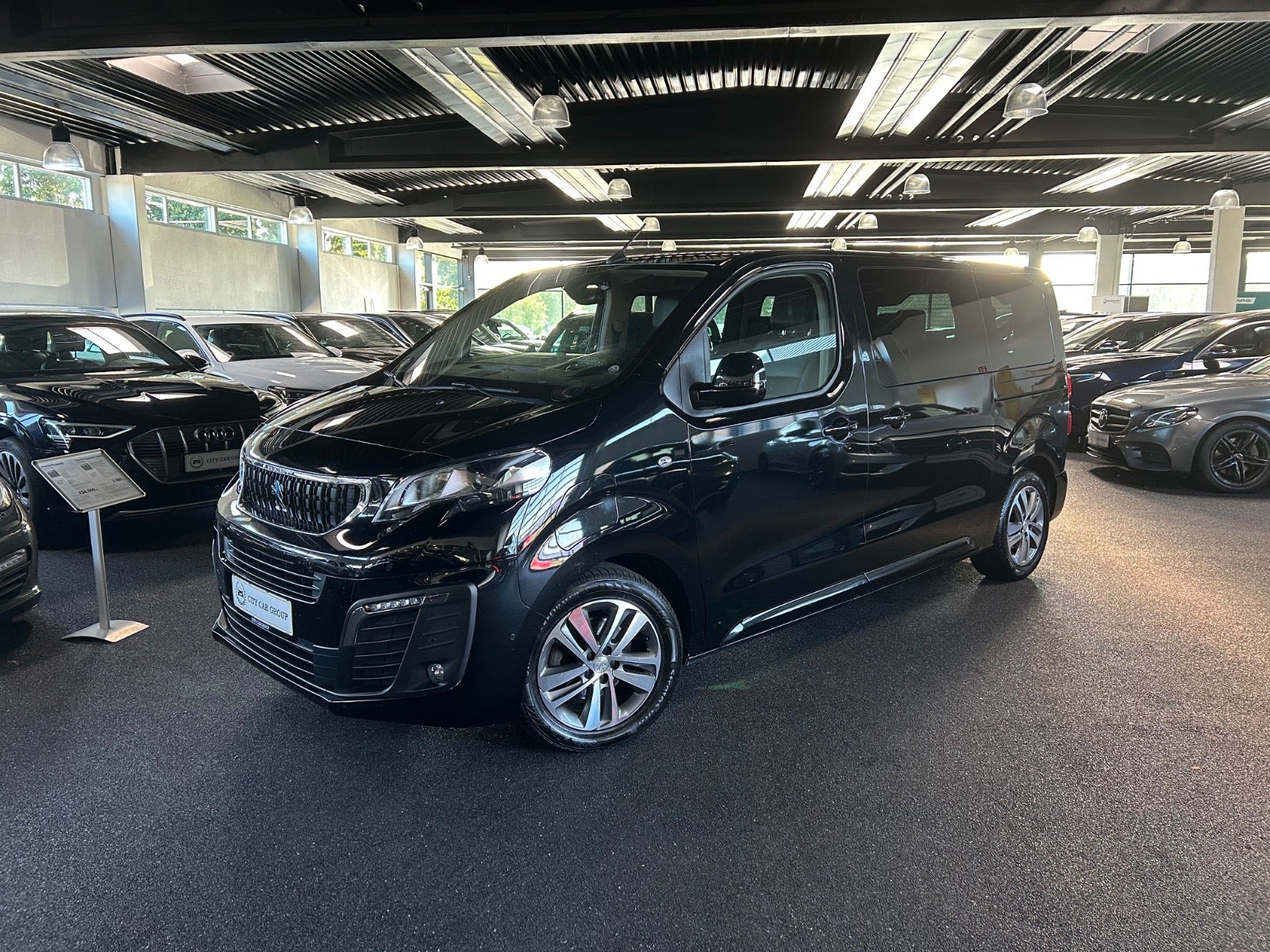 Billede af Peugeot e-Traveller
