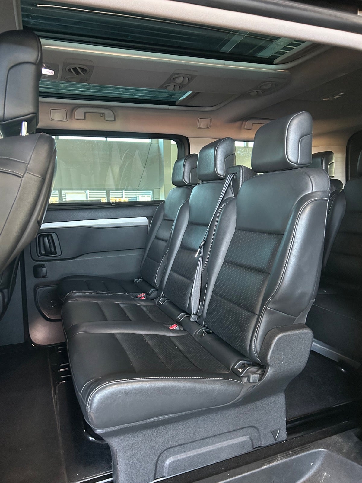 Peugeot e-Traveller - Billede 12