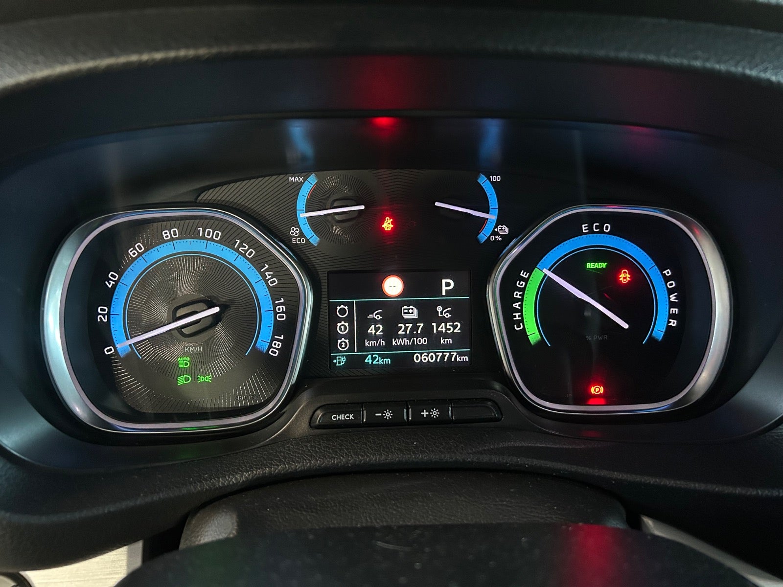 Peugeot e-Traveller - Billede 17