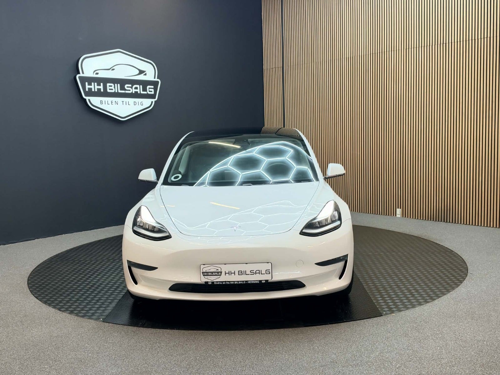 Tesla Model 3 - Billede 2