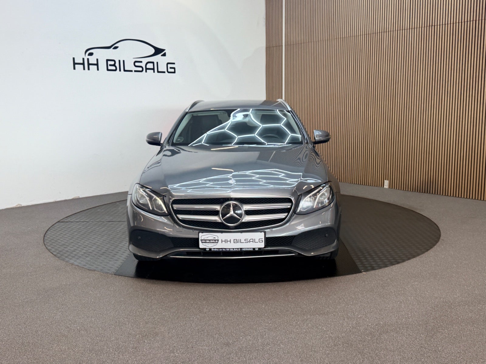 Mercedes E220 d - Billede 2