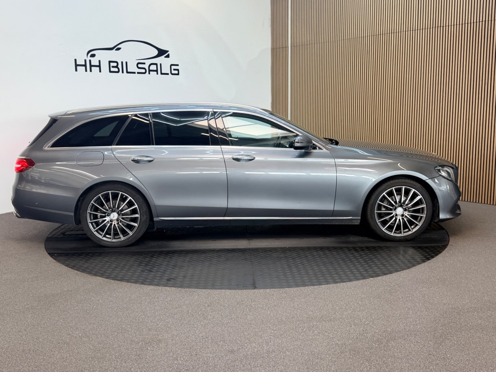 Mercedes E220 d - Billede 4