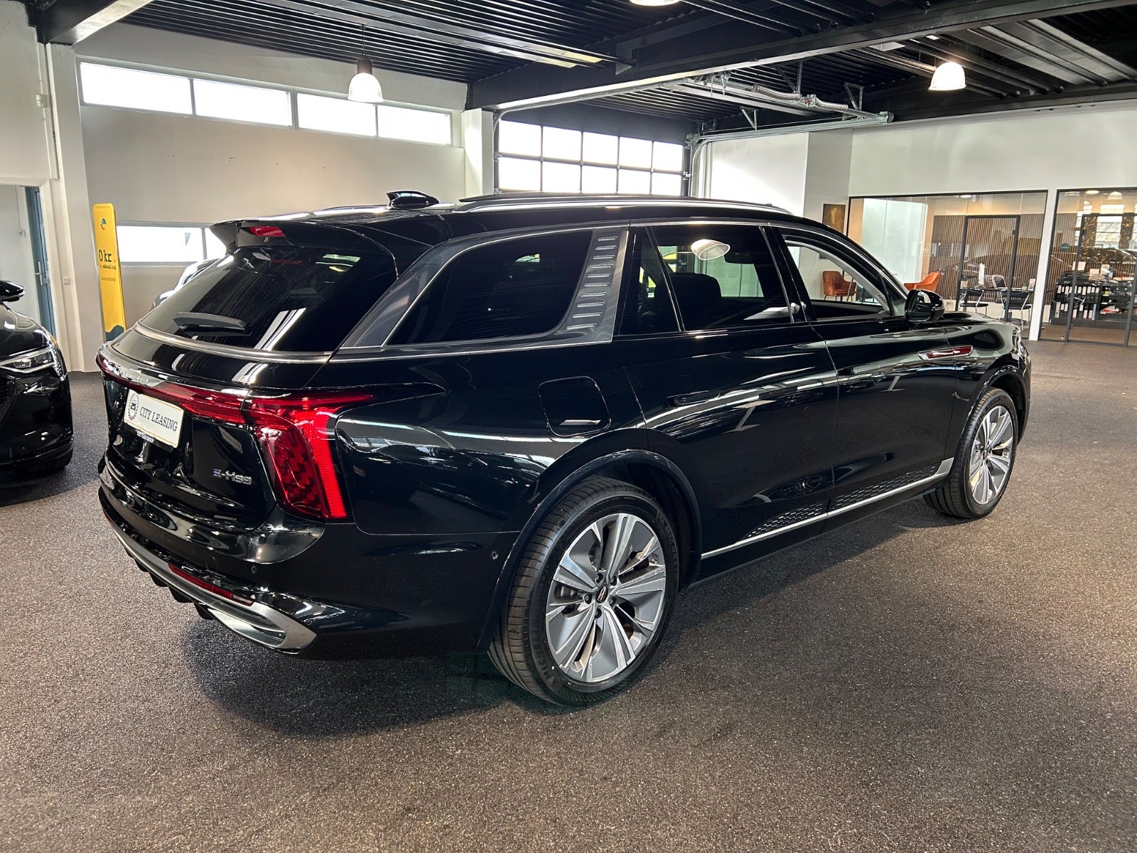Hongqi E-HS9 - Billede 5