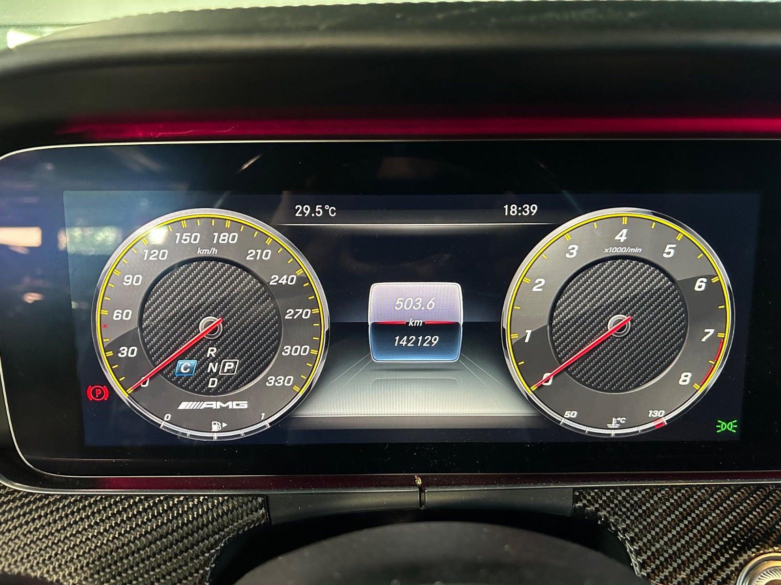 Mercedes E63 - Billede 13