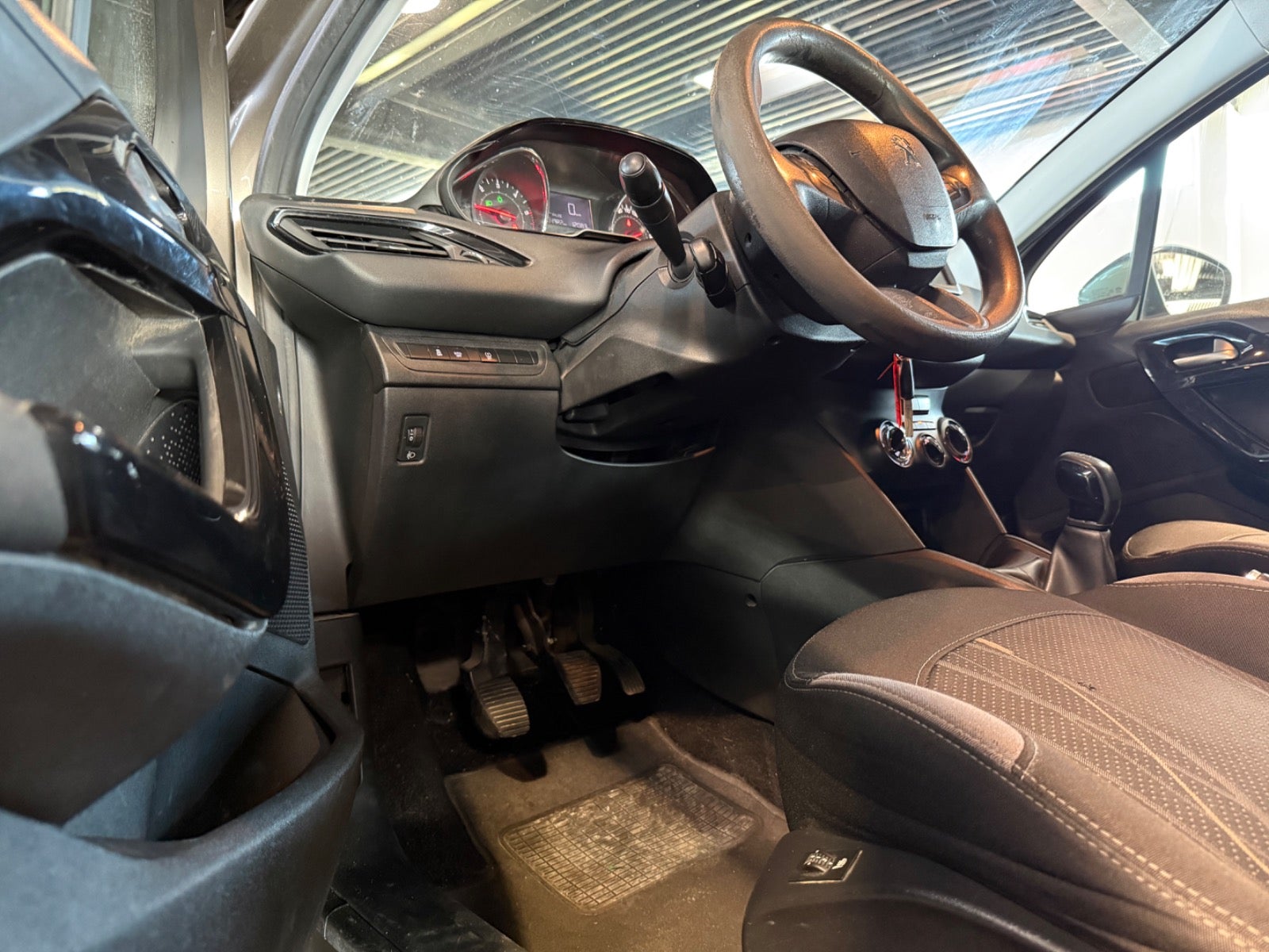 Peugeot 208 - Billede 10