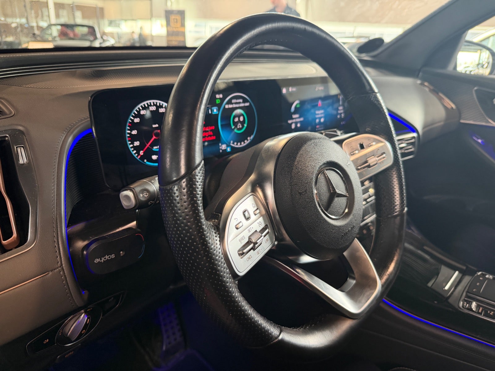 Mercedes EQC400 - 7