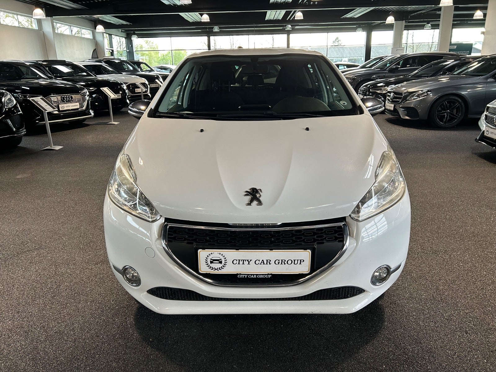 Peugeot 208 - 3